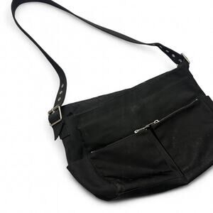 Large Black Buckled Detail Crossbody Computer Vintage Gap Bag Multiple Pockets